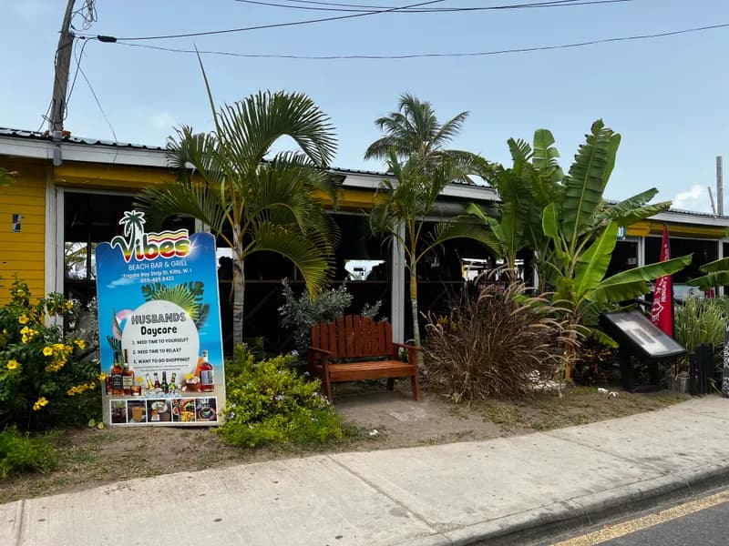 Vibes Beach Bar & Grill thumbnail